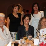 Diana de Lequerica y Yolanda Castillo, Jaime Borda, Laura Lachman y Kimberly Harrington.